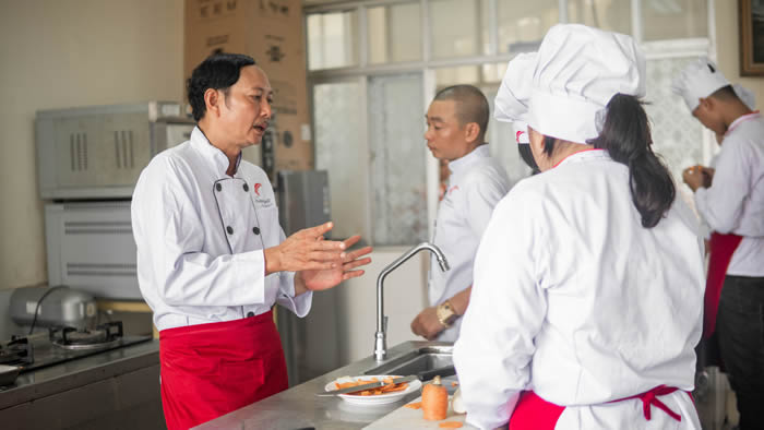 Chuyên ngành chế biến món ăn tại Hà Nội với các 
giảng viên có tay nghề cao
