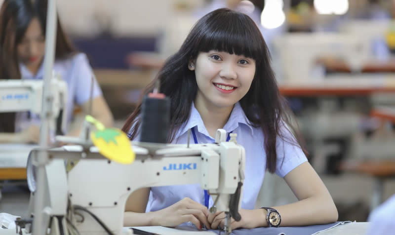 Thông báo tuyển sinh chuyên ngành may công nghiệp năm 2021 - 2022 tại trường Cao Đẳng Bách Nghệ Hà Nội