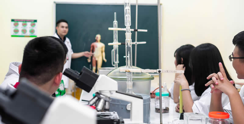 Top 4 trường cao đẳng đào tạo chuyên ngành dược học “hot” nhất tại Hà Nội