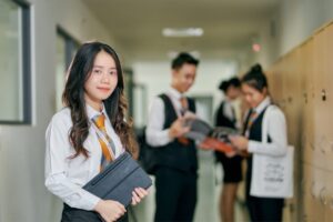 Hoc-quan-tri-khach-san-ra-lam-gi-1