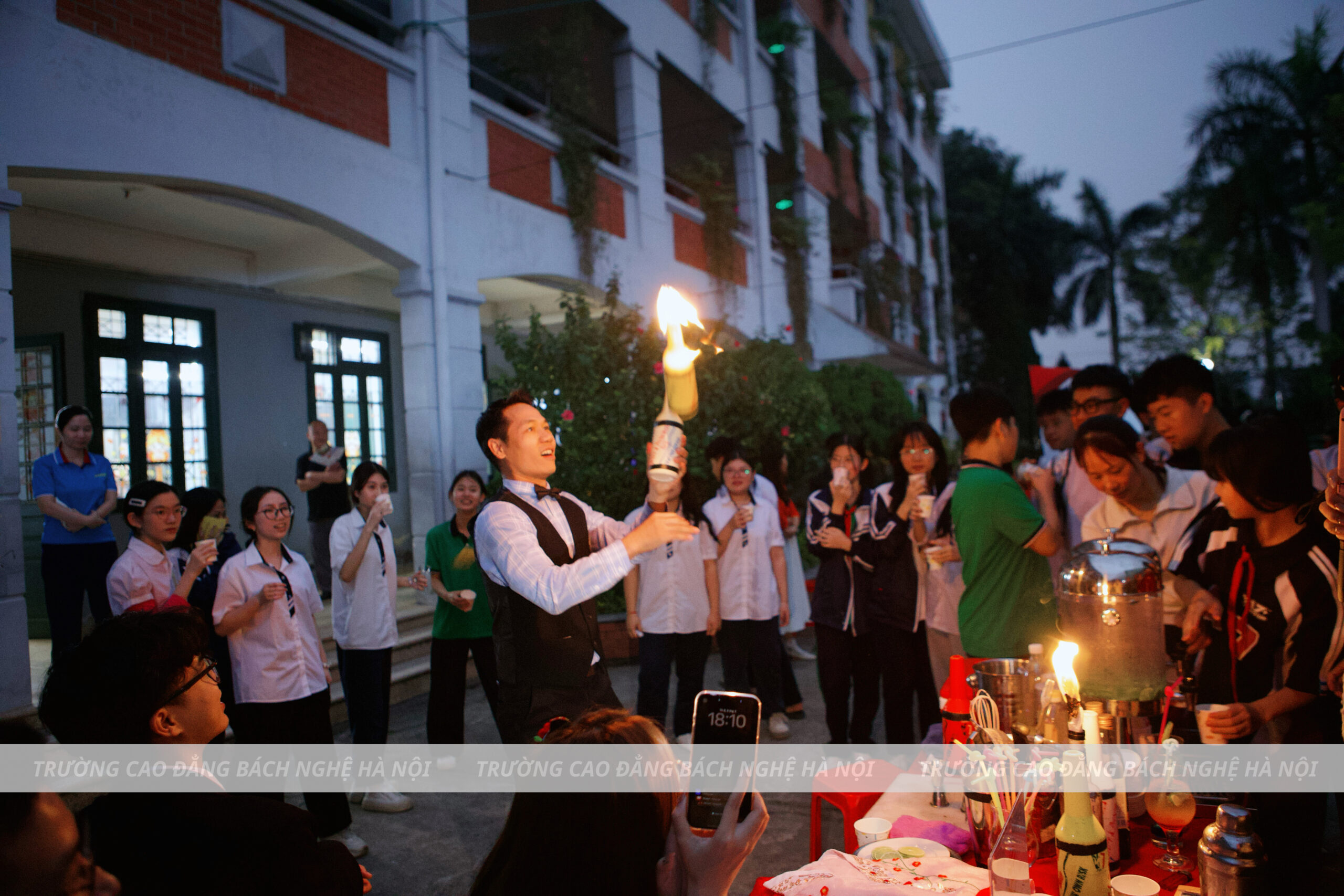 HỌC SINH THCS PHÚC DIỄN TRẢI NGHIỆM 9+ CÙNG TRƯỜNG CAO ĐẲNG BÁCH NGHỆ HÀ NỘI 