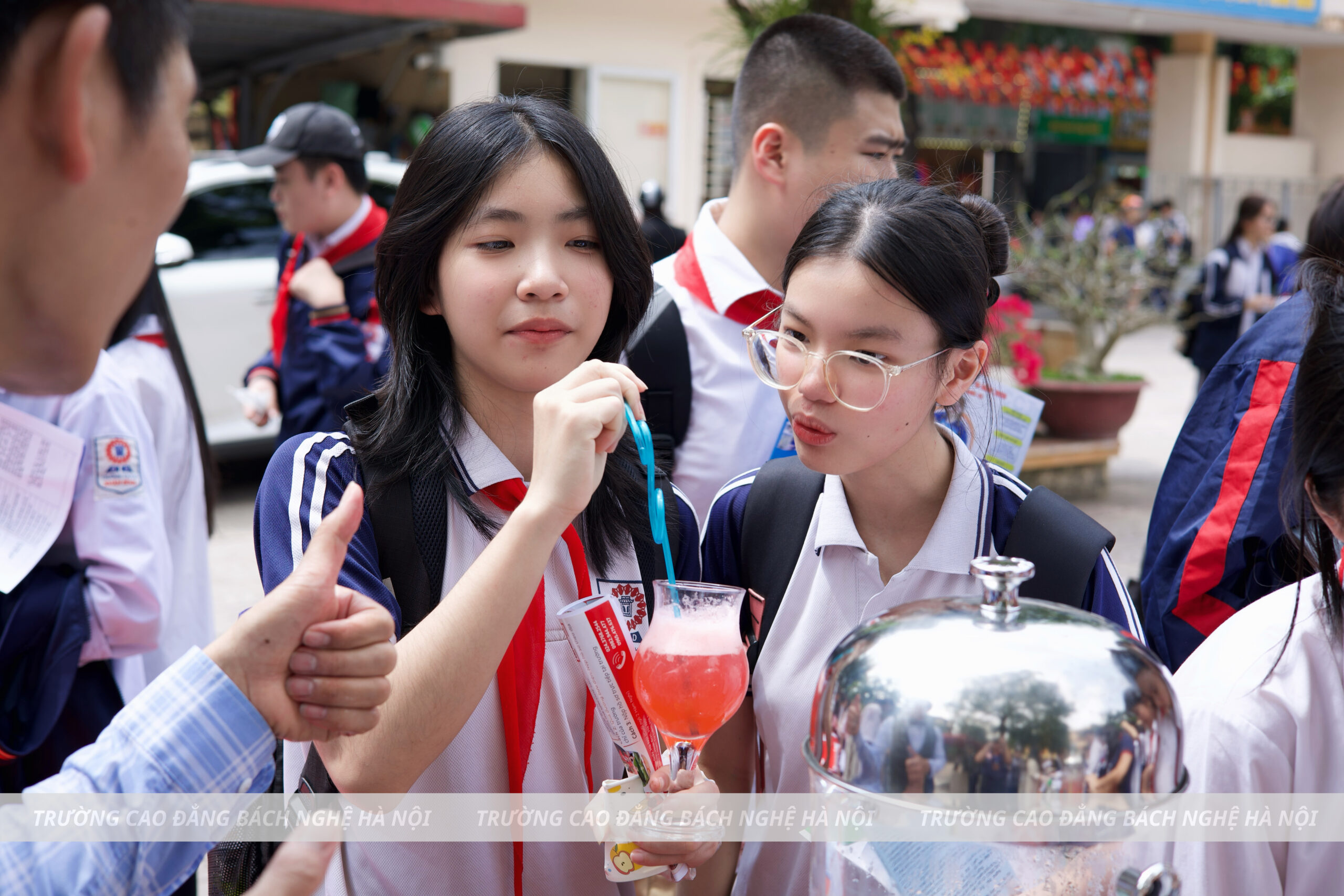 HỌC SINH THCS XUÂN ĐỈNH TRẢI NGHIỆM HƯỚNG NGHIỆP CÙNG TRƯỜNG CAO ĐẲNG BÁCH NGHỆ HÀ NỘI