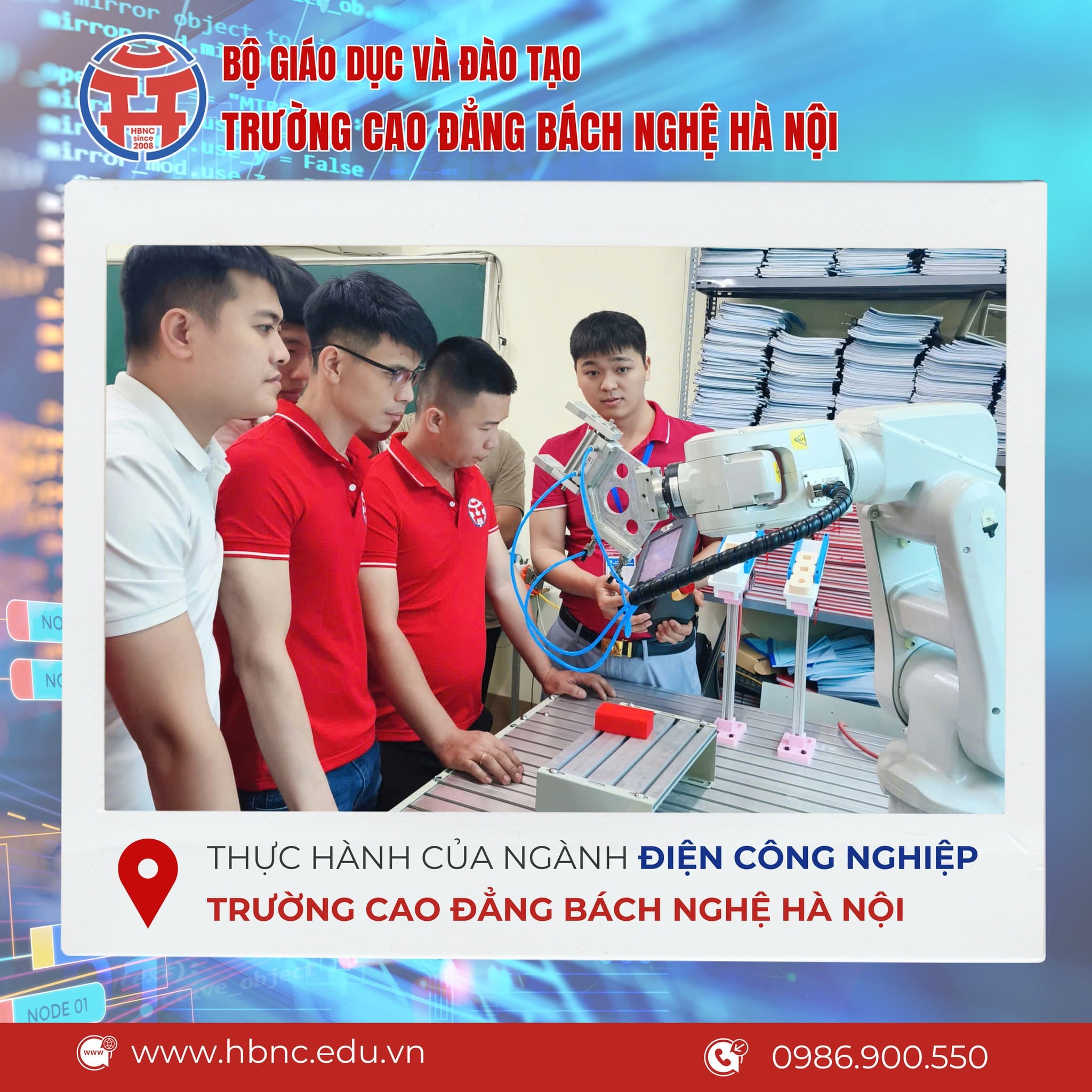 LÀM CHỦ CÔNG NGHỆ - CHẠM TAY VÀO ROBOT CÙNG SINH VIÊN BÁCH NGHỆ HÀ NỘI