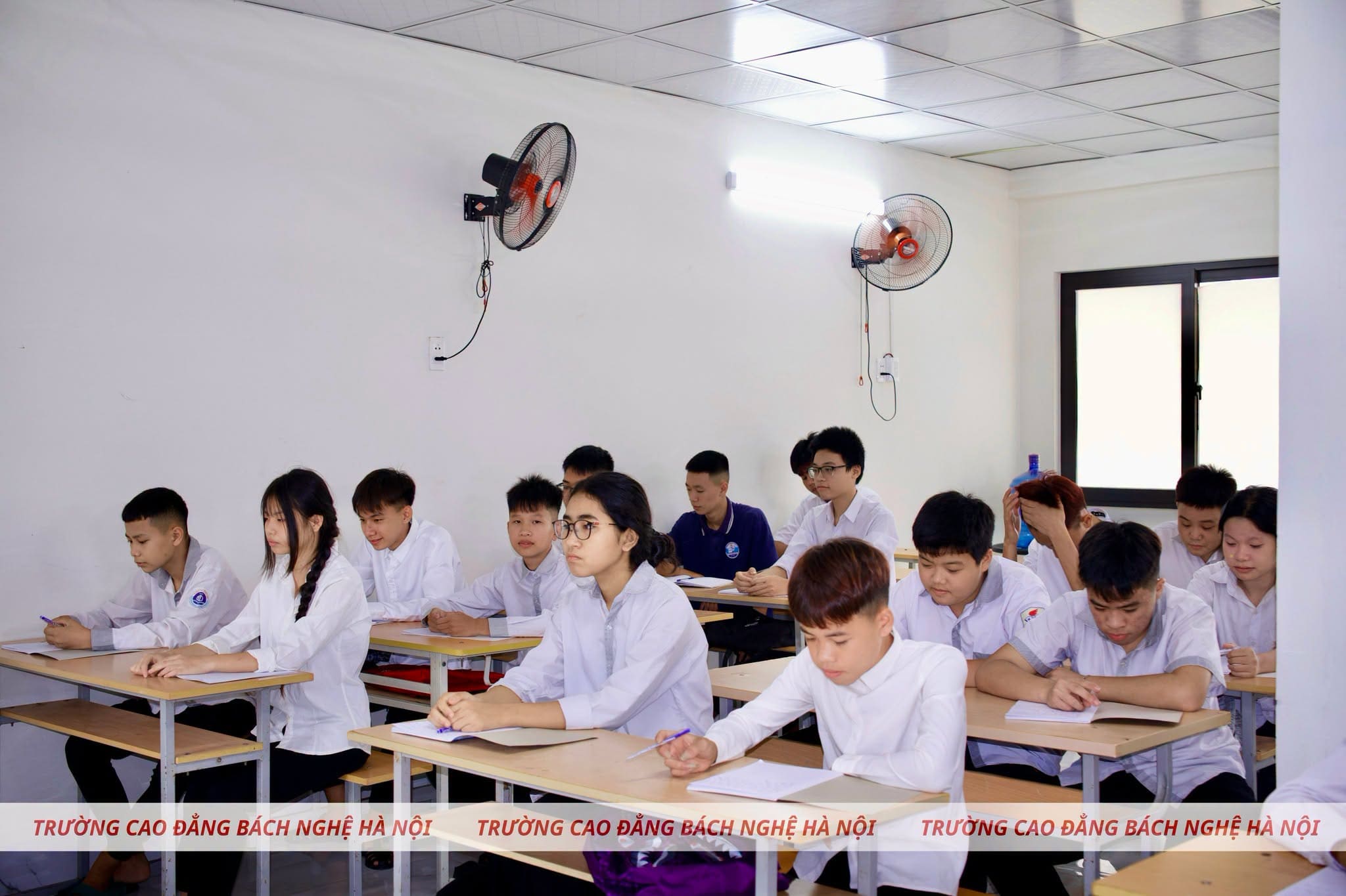Tuần Sinh Hoạt Công Dân (1)