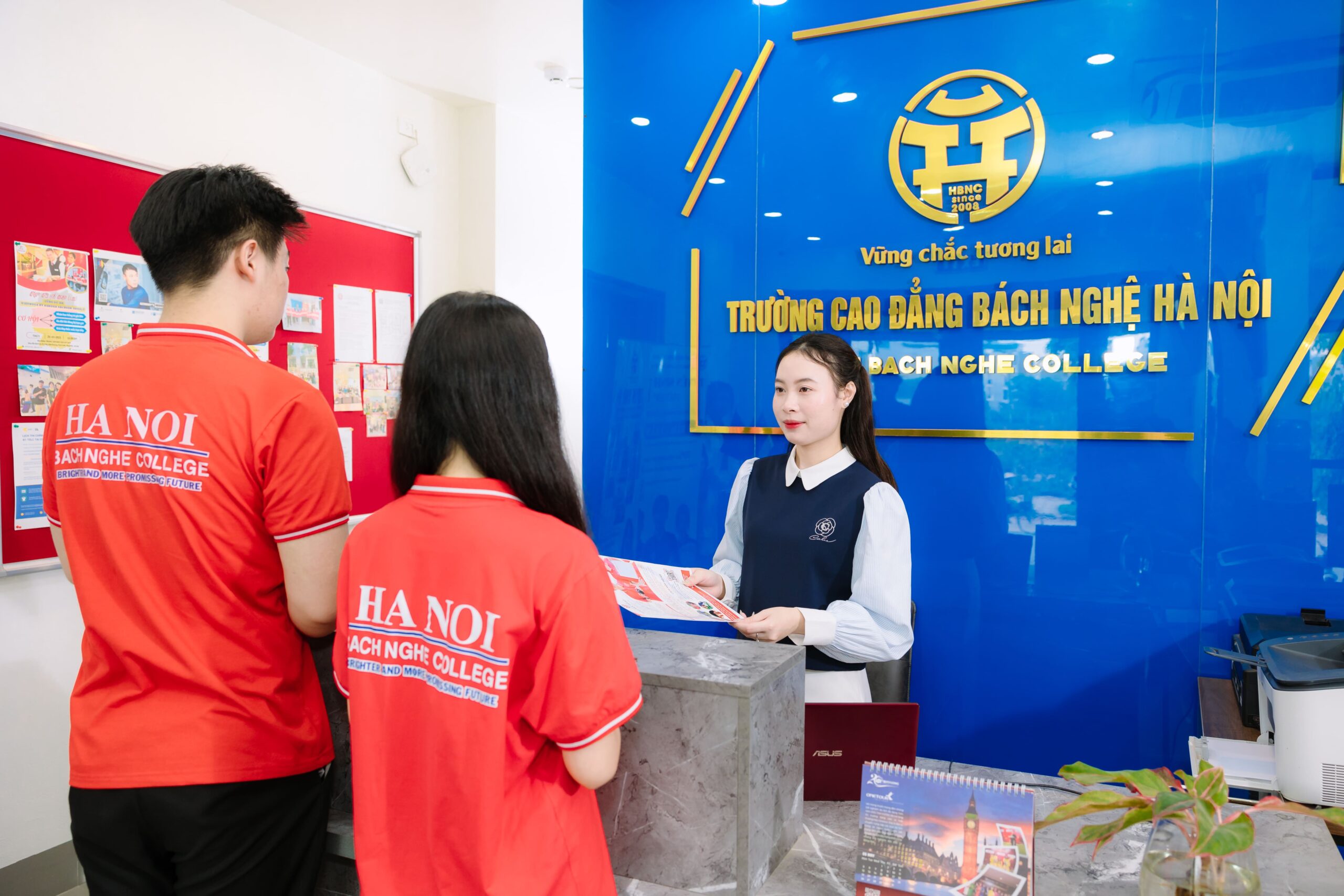 18 Năm Trường Cao đẳng Bách Nghệ Hà Nội (1)