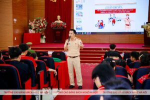 Trang BỊ KiẾn ThỨc PhÁp LuẬt Khi Tham Gia Giao ThÔng Cho HỌc Sinh (5)