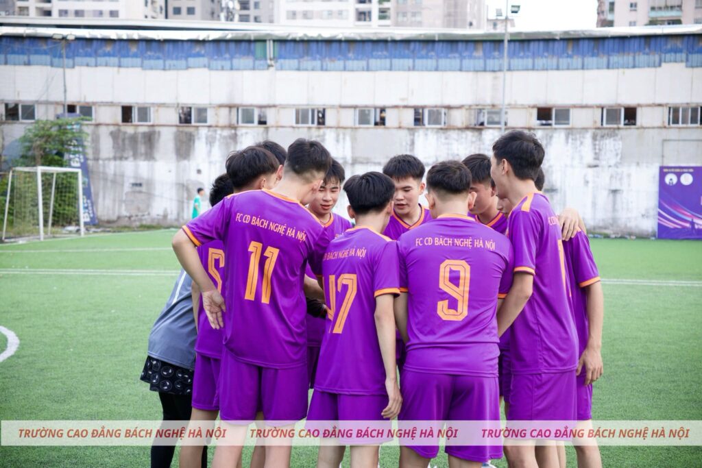 Hbnc – Hacinco Fc Hết Mình Trên Sân, Trọn Vẹn Tinh Thần Thể Thao (5)