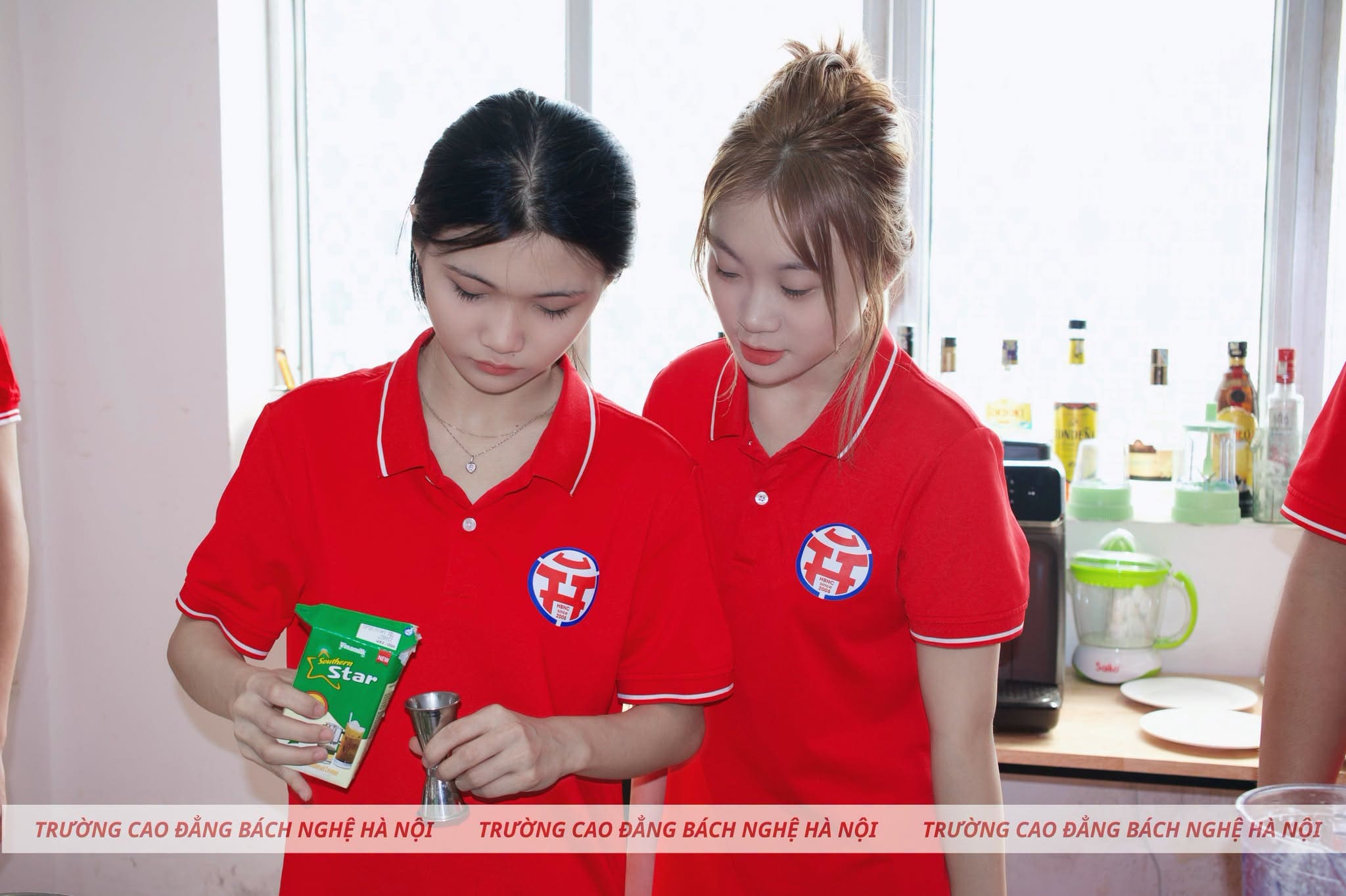 Pha Chế đồ Uống Cao đẳng Bách Nghệ Hà Nội (2)